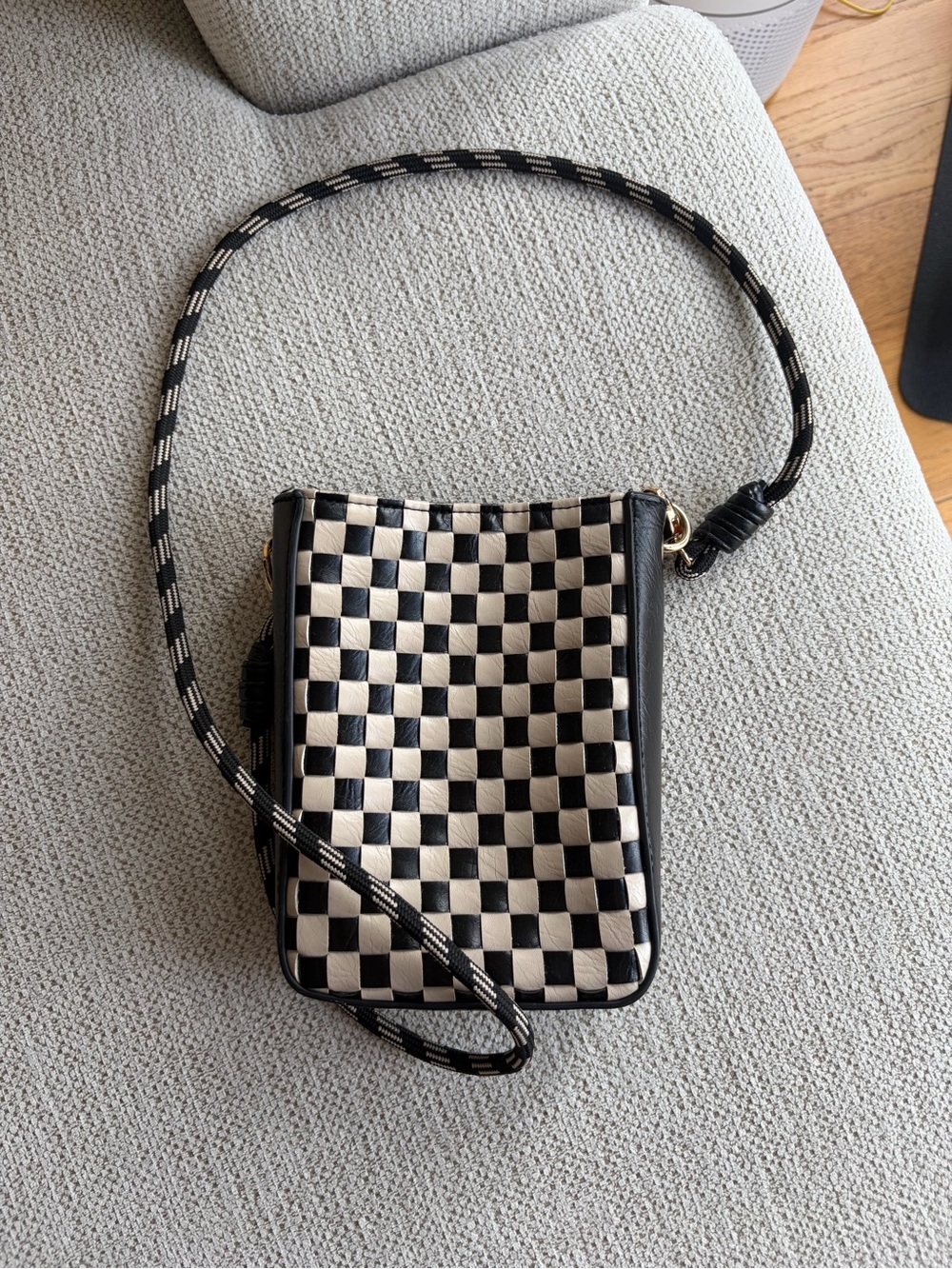 Black & Cream Checkered Crossbody Bag - Unbranded